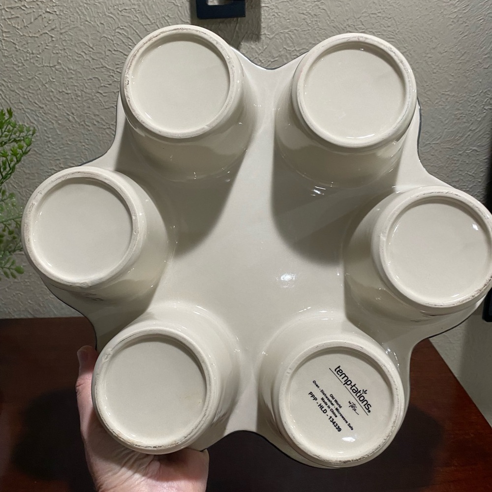 Temptations by Tara, Old World Texas Muffin Pan in Taupe Green - Picture 7 of 9